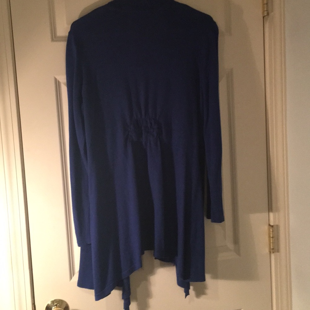 Cardigan - Picture 2 of 5